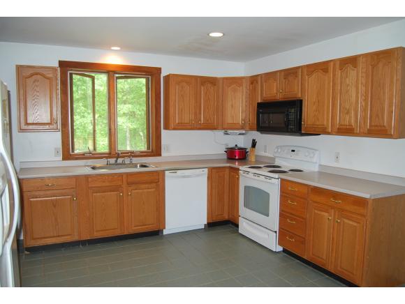 346 Briggs Road Mason, NH 03048 - Photo 13 of 36