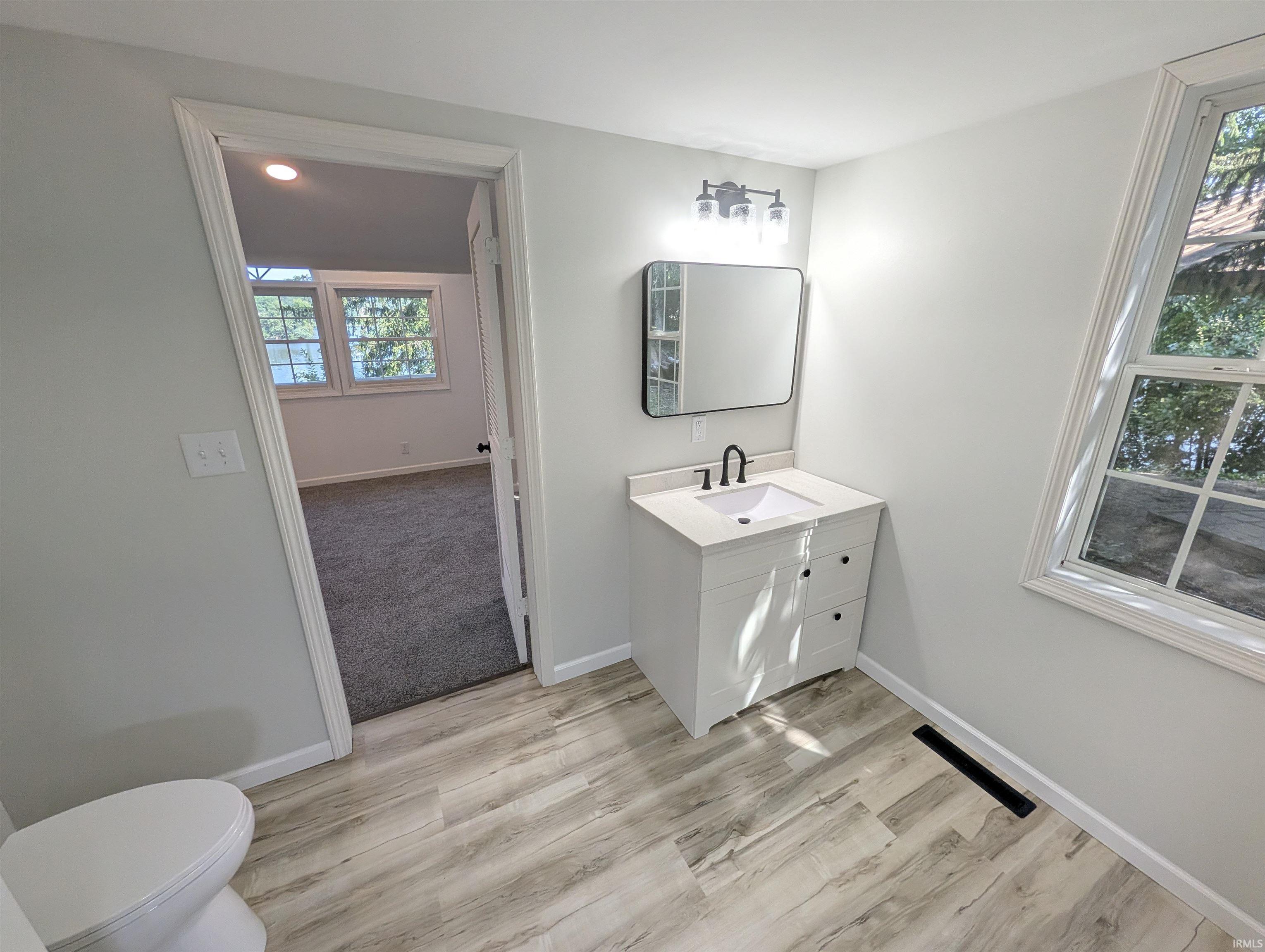9142 East Koher Road South Syracuse, IN 46567 - Photo 19 of 41 Gallery Image 19
