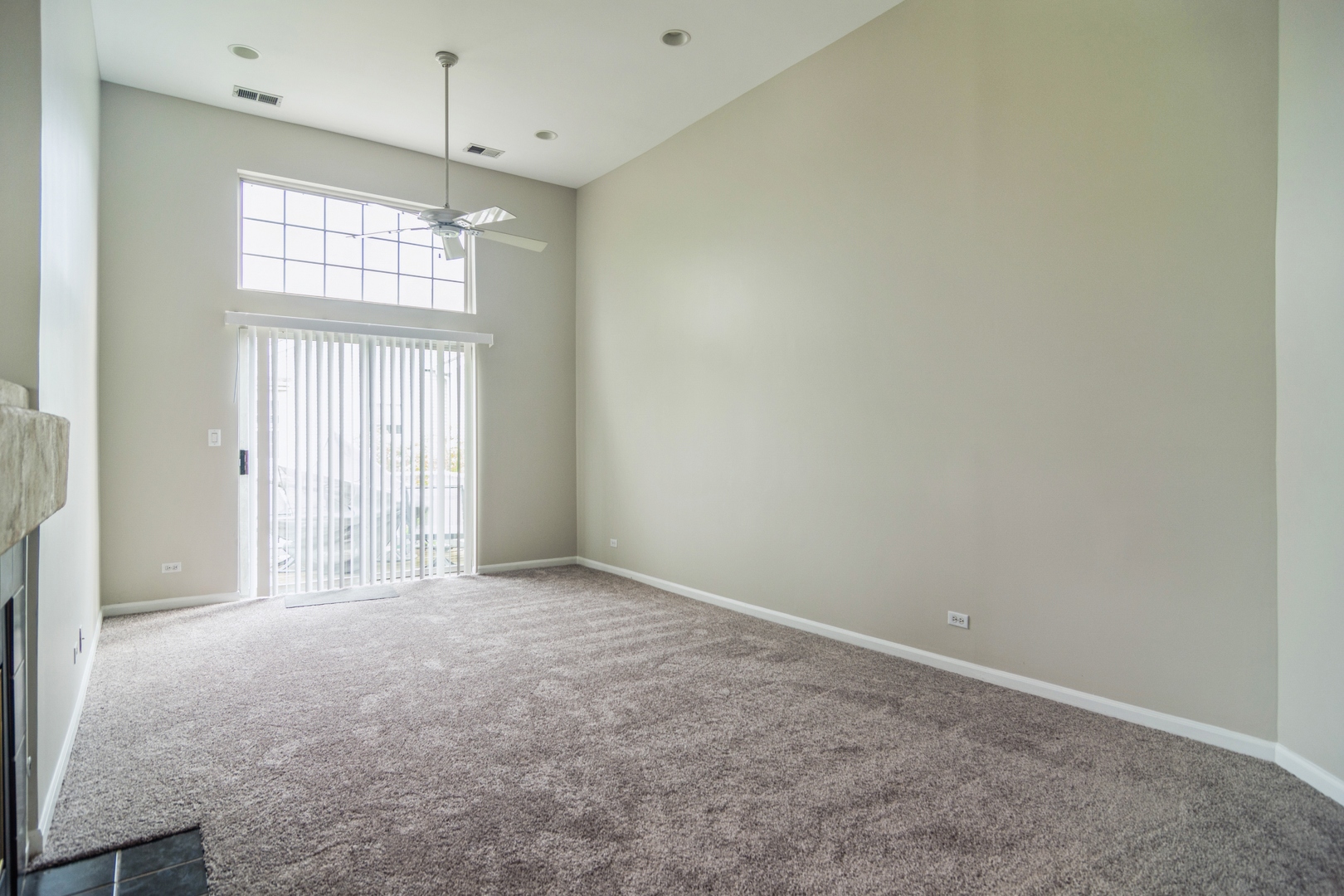 1075 Providence Lane Buffalo Grove, IL 60089 - Photo 3 of 10