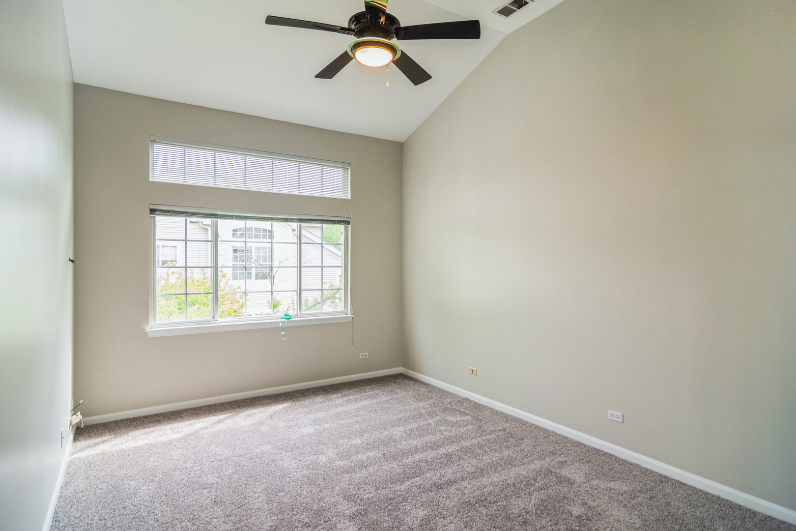 1075 Providence Lane Buffalo Grove, IL 60089 - Photo 7 of 10