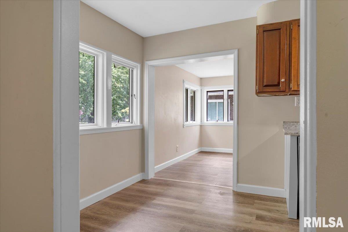 201 South Walnut Street Springfield, IL 62704 - Photo 32 of 35