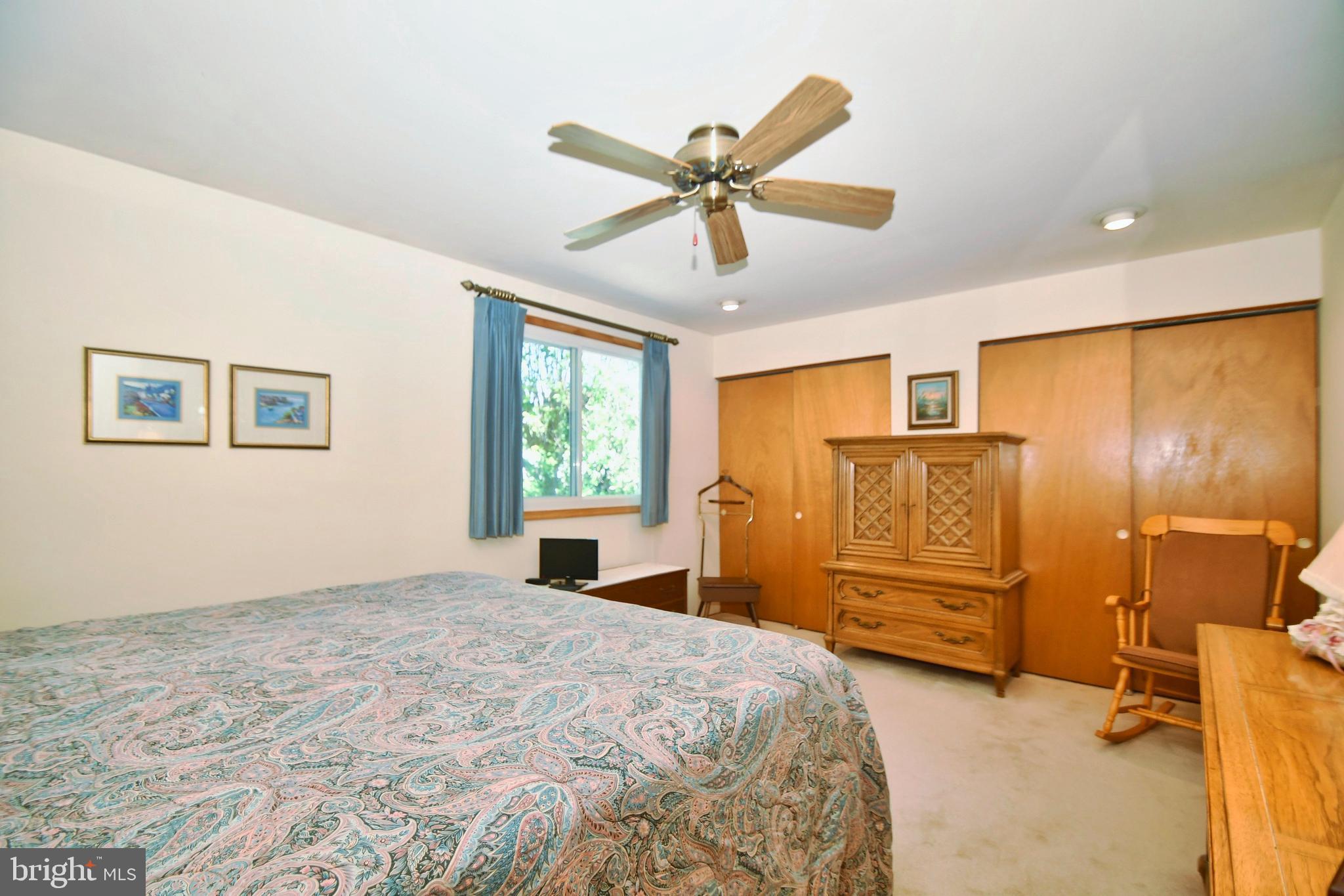 4421 Wynn Road Baltimore, MD 21236 - Photo 13 of 40 Double closets
