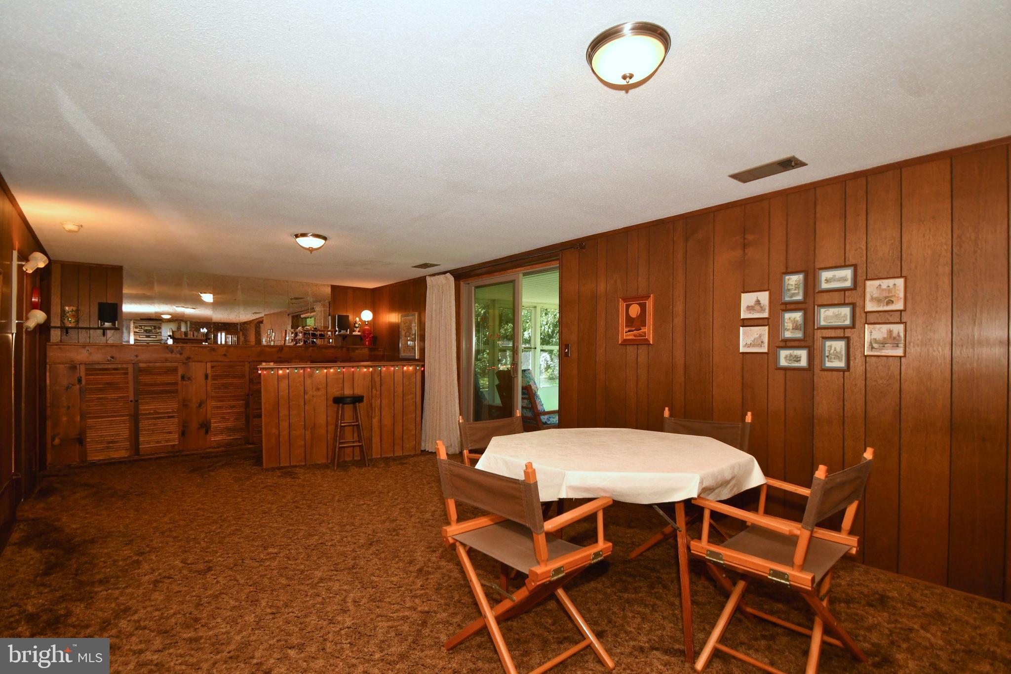 4421 Wynn Road Baltimore, MD 21236 - Photo 23 of 40 Great entertaining space