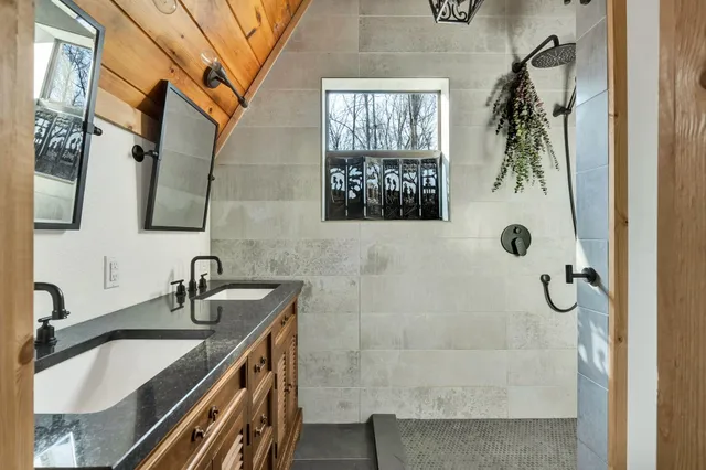 $500,000 | 1959 Sussex Road, Dayton, TN 37321