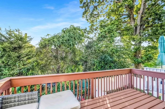 $860,000 | 386 A Park Avenue, Unit A, Fairview, NJ 07022