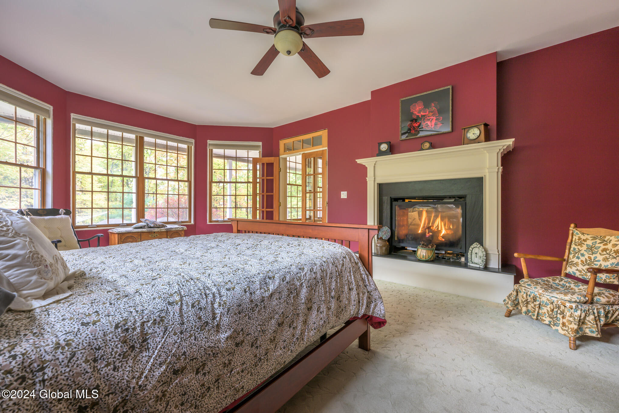 1013-1017 Plank Road Poestenkill, NY 12018 - Photo 11 of 49 11. primary bed
