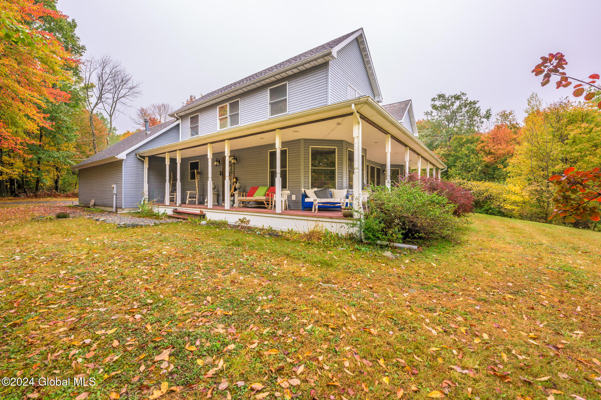 1013-1017 Plank Road Poestenkill, NY 12018 - Photo 3 of 49 3. ext side.front