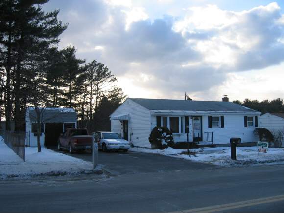 994 Goffstown Road Manchester, NH 03102 - Photo 1 of 1