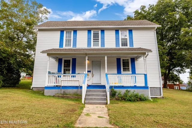 $252,900 | 706 Broad Street, Sweetwater, TN 37874