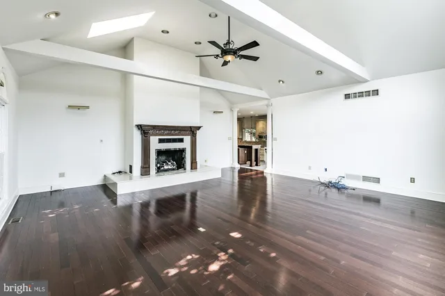 $899,900 | 132 Dewberry Drive, Hockessin, DE 19707