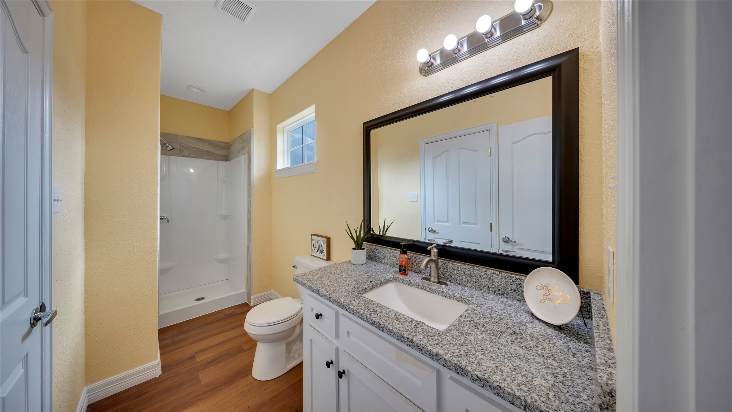 8214 Peekskill Lane Houston, TX 77075 - Photo 15 of 26