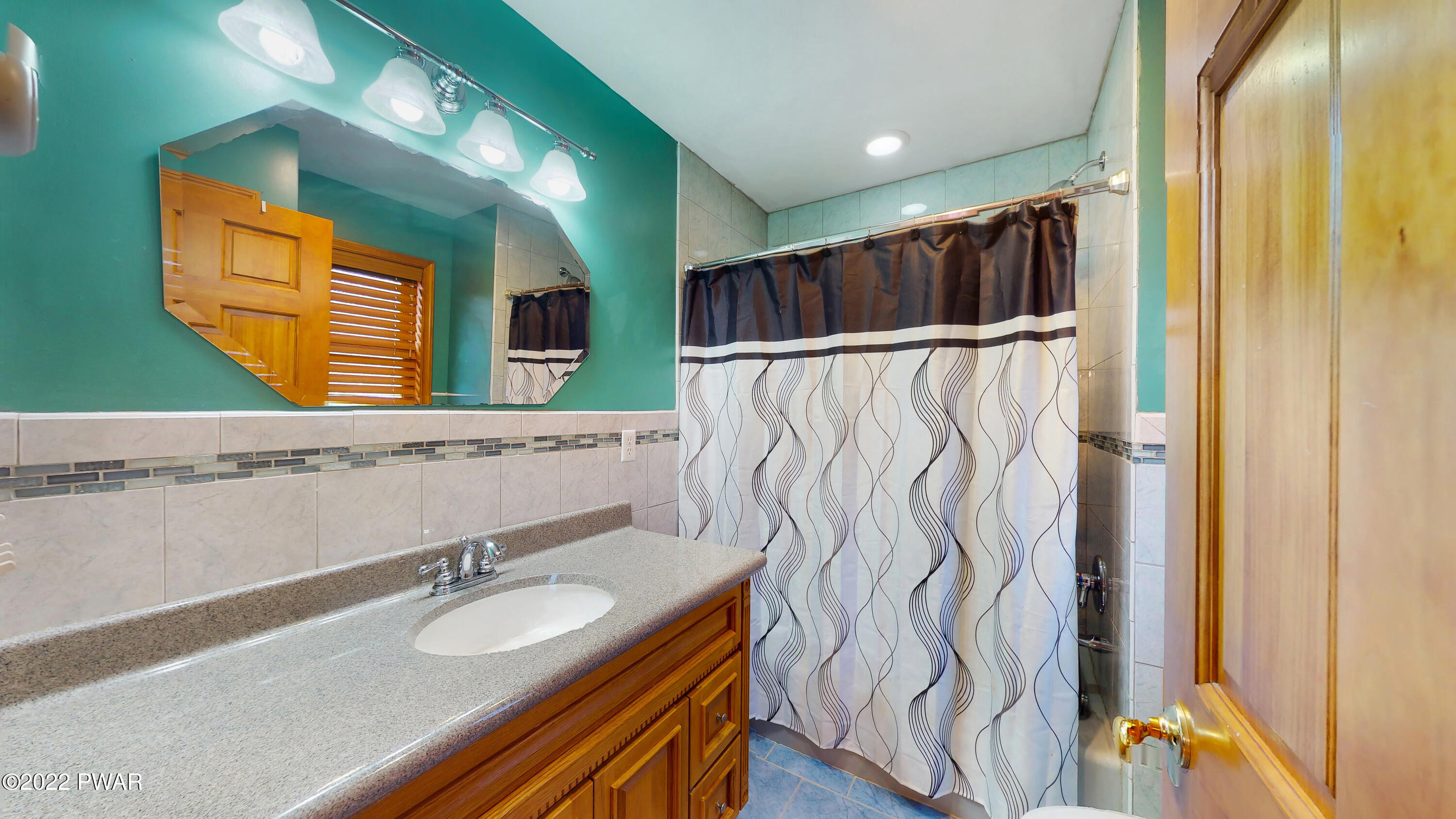 523 Maple Ridge Drive Hawley, PA 18428 - Photo 18 of 87