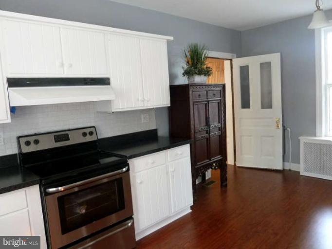17214 Dr Bird Road Silver Spring, MD 20906 - Photo 13 of 30 Kitchen
