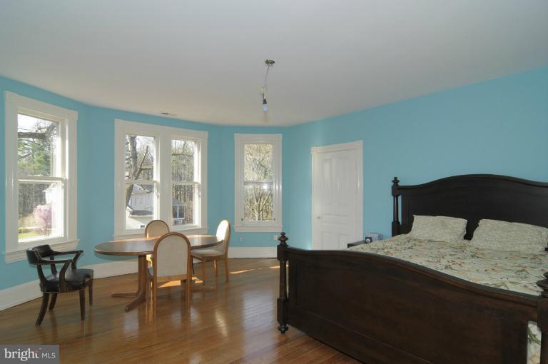 17214 Dr Bird Road Silver Spring, MD 20906 - Photo 19 of 30 Bedroom