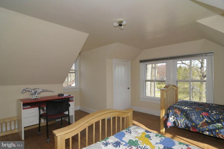 17214 Dr Bird Road Silver Spring, MD 20906 - Photo 21 of 30 Bedroom