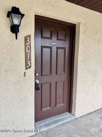 $1,295 | 3013 Sir Hamilton Circle, Unit 10, Titusville, FL 32780