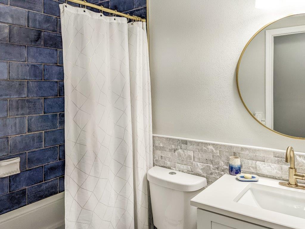 2067 Southeast Triumph Road Port St. Lucie, FL 34952 - Photo 13 of 21 2067 SE Triumph Rd interior (11)
