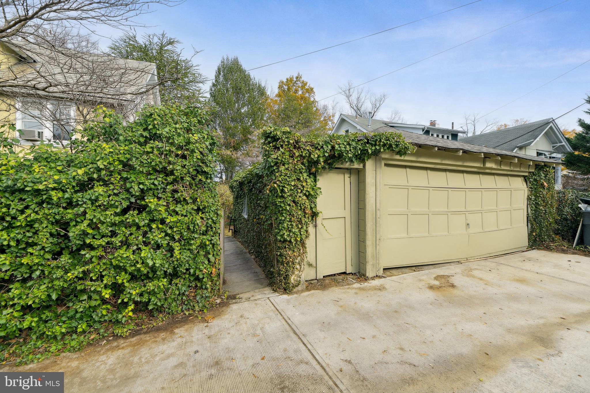 3802 Military Road Northwest Washington, DC 20015 - Photo 42 of 45 2 Car Garage with Storage