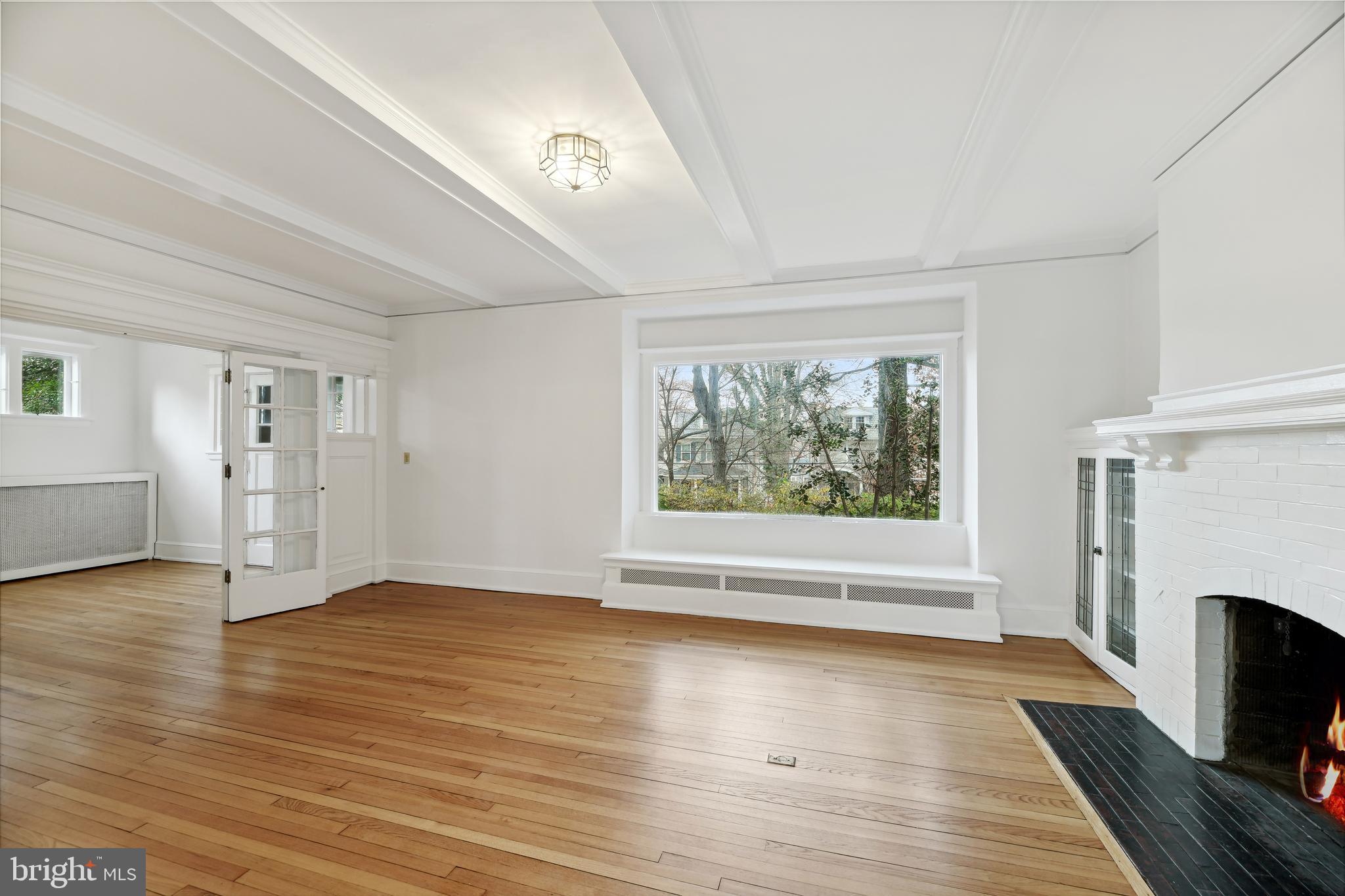 3802 Military Road Northwest Washington, DC 20015 - Photo 7 of 45 Large Picture Window