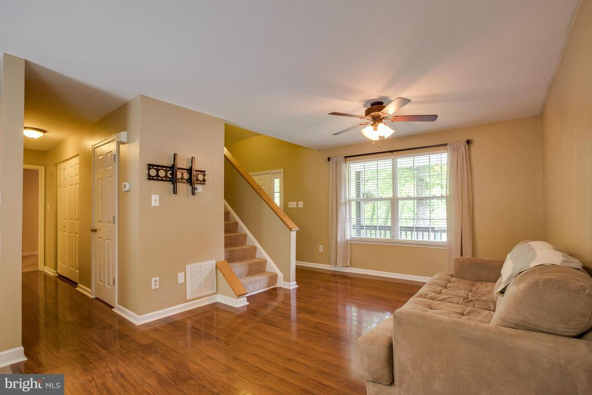 25865 Ricky Drive Hollywood, MD 20636 - Photo 14 of 23 Living Room