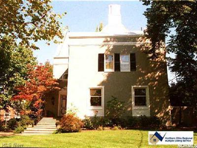 2605 East Overlook Road Cleveland, OH 44106 - Photo 1 of 1 Gallery Image 1