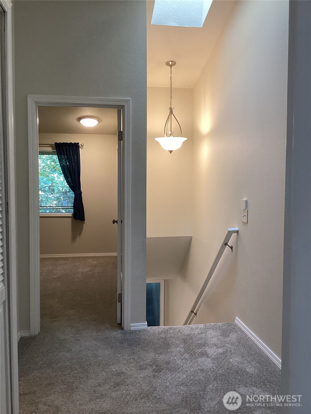 8512 242nd Street Southwest, Unit 4 Edmonds, WA 98026 - Photo 26 of 37