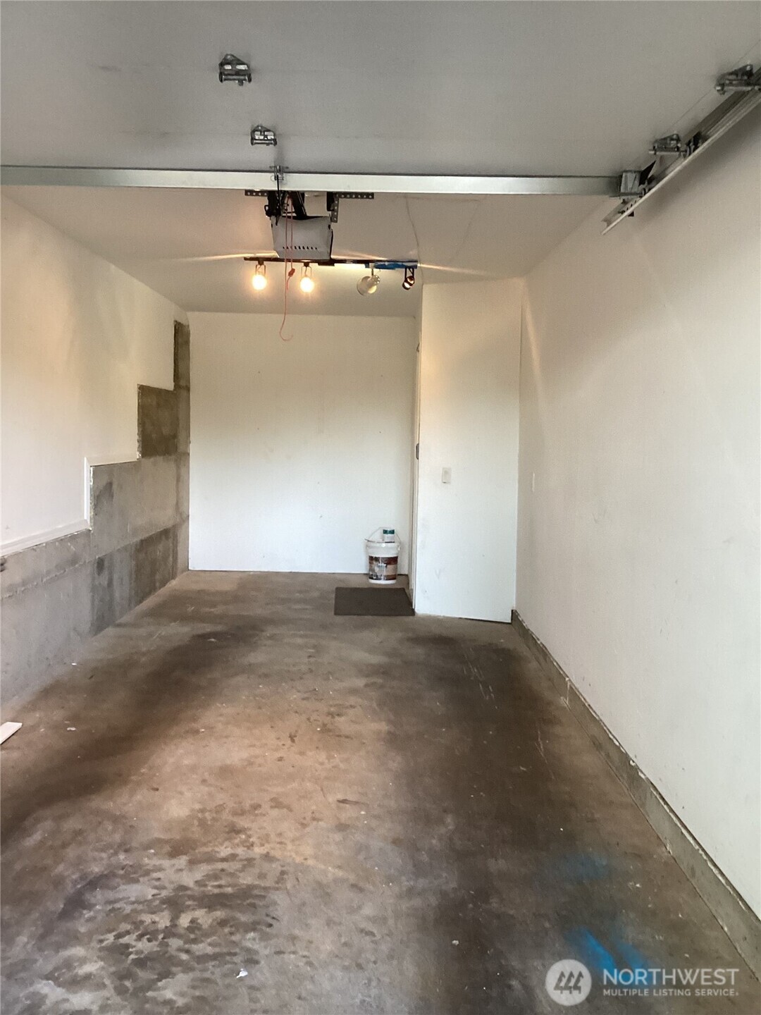 8512 242nd Street Southwest, Unit 4 Edmonds, WA 98026 - Photo 33 of 37