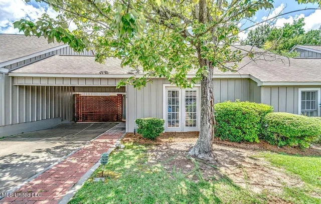 $165,000 | 114 River Place, Jackson, MS 39211