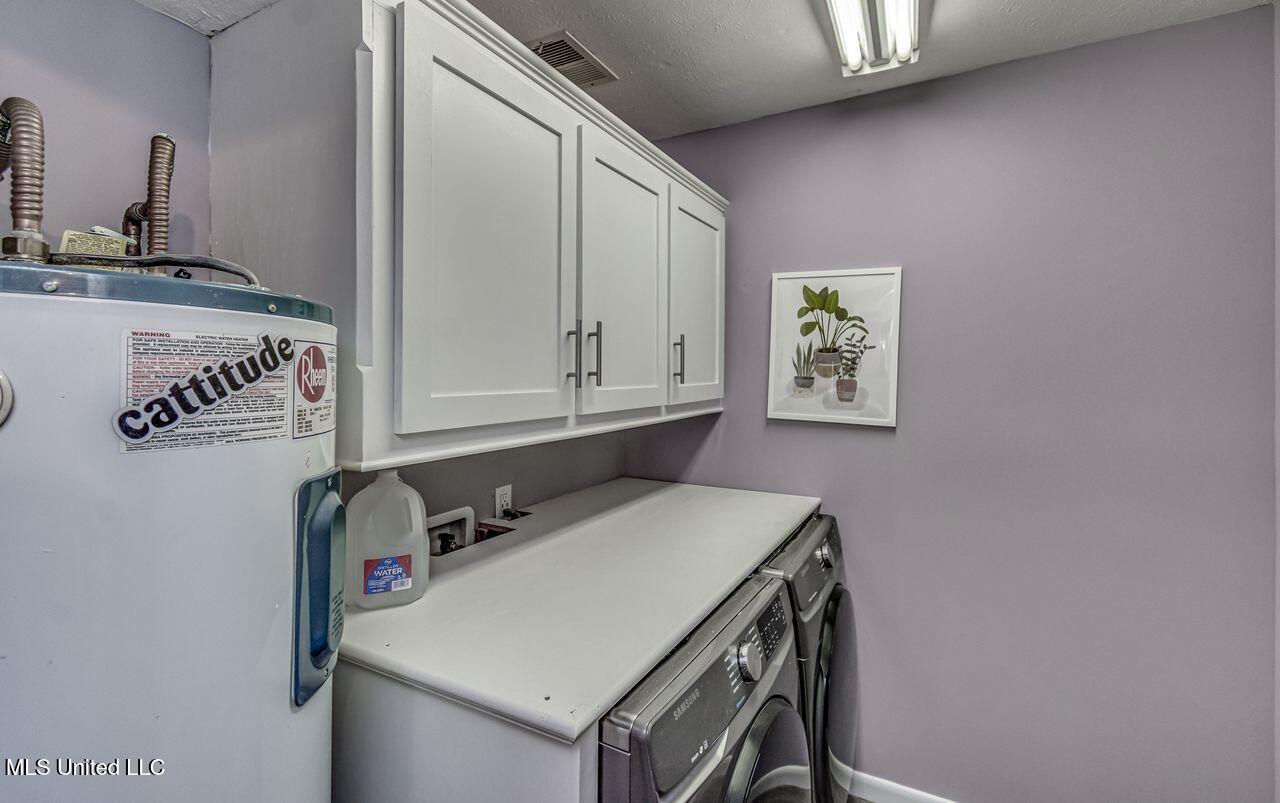 114 River Place Jackson, MS 39211 - Photo 12 of 13 Laundry Room RP