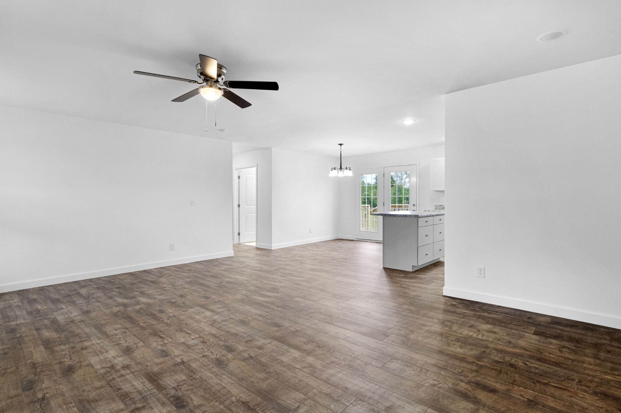 150 Estes Road Smithville, TN 37166 - Photo 4 of 27 Gallery Image 4