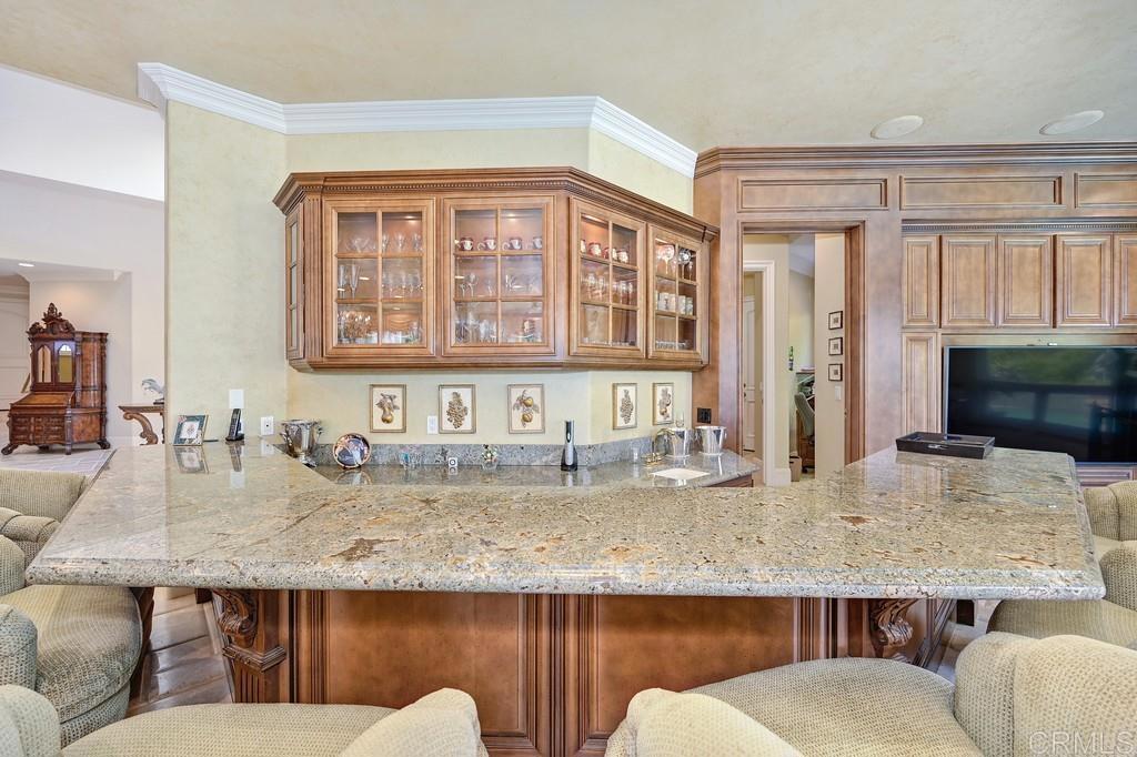 7210 Aviara Drive Carlsbad, CA 92011 - Photo 13 of 63