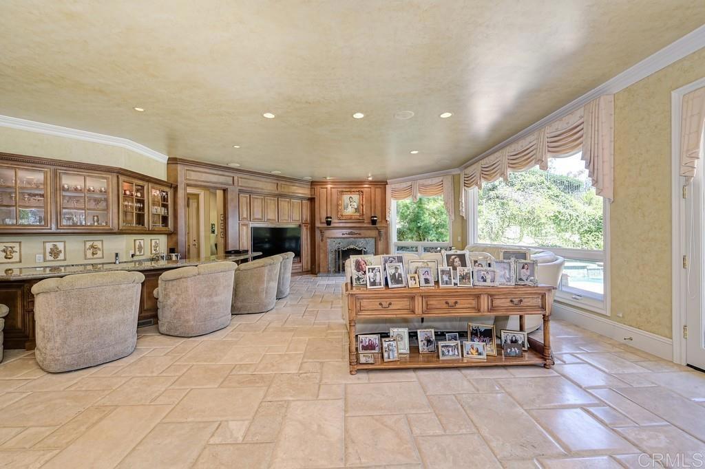 7210 Aviara Drive Carlsbad, CA 92011 - Photo 16 of 63