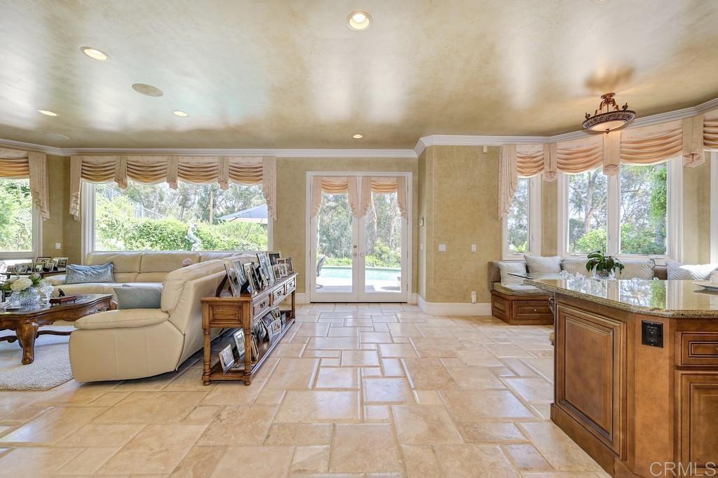 7210 Aviara Drive Carlsbad, CA 92011 - Photo 20 of 63