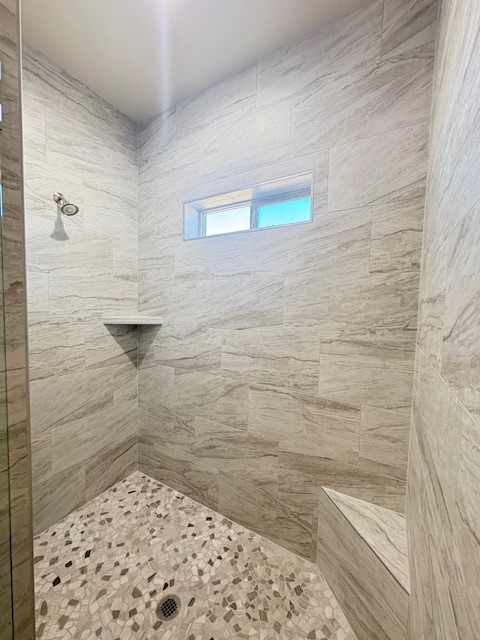 9691 North Atossa Road Kingman, AZ 86401 - Photo 24 of 36 Primary Bath/Shower