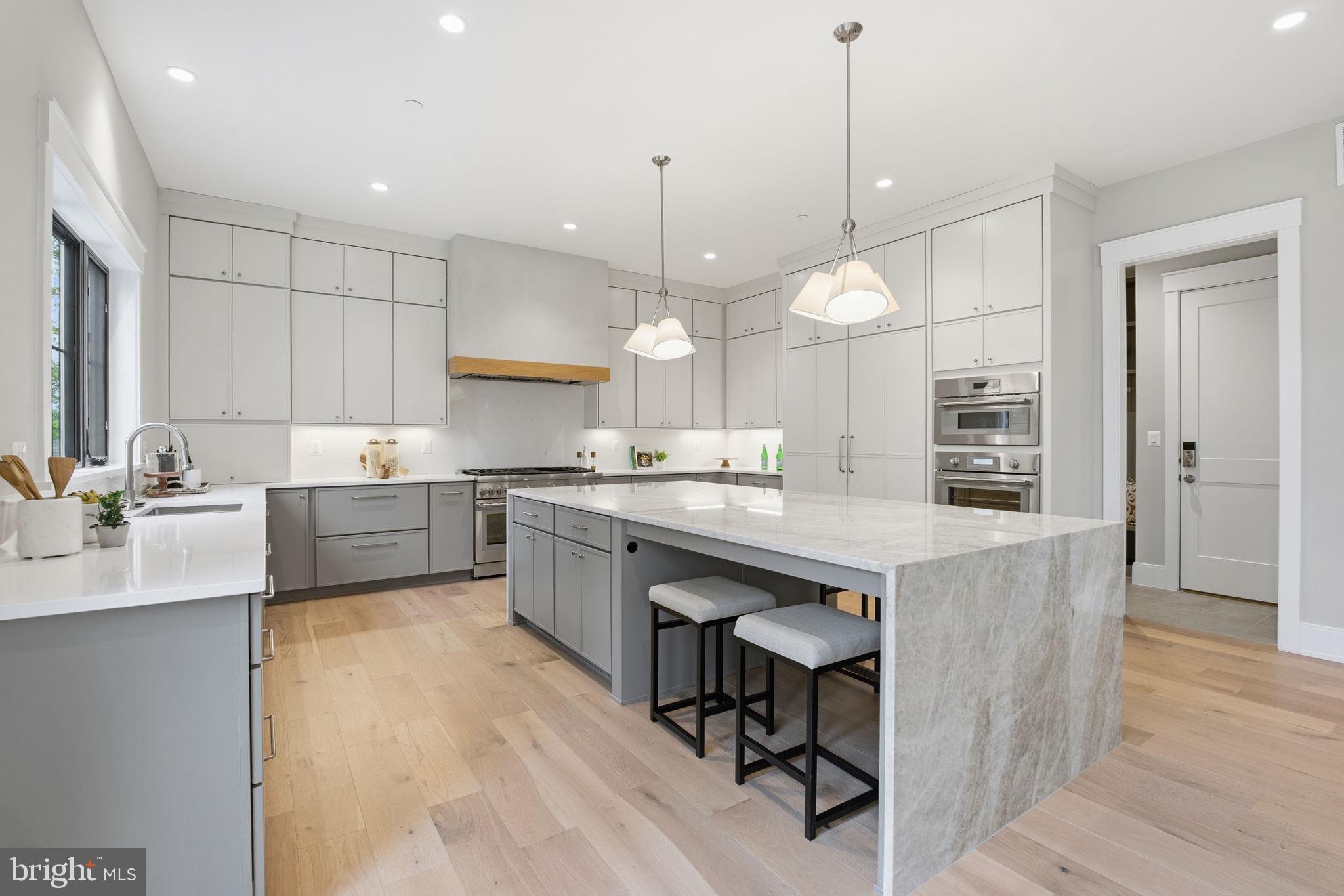 3301 Winnett Road Chevy Chase, MD 20815 - Photo 15 of 85