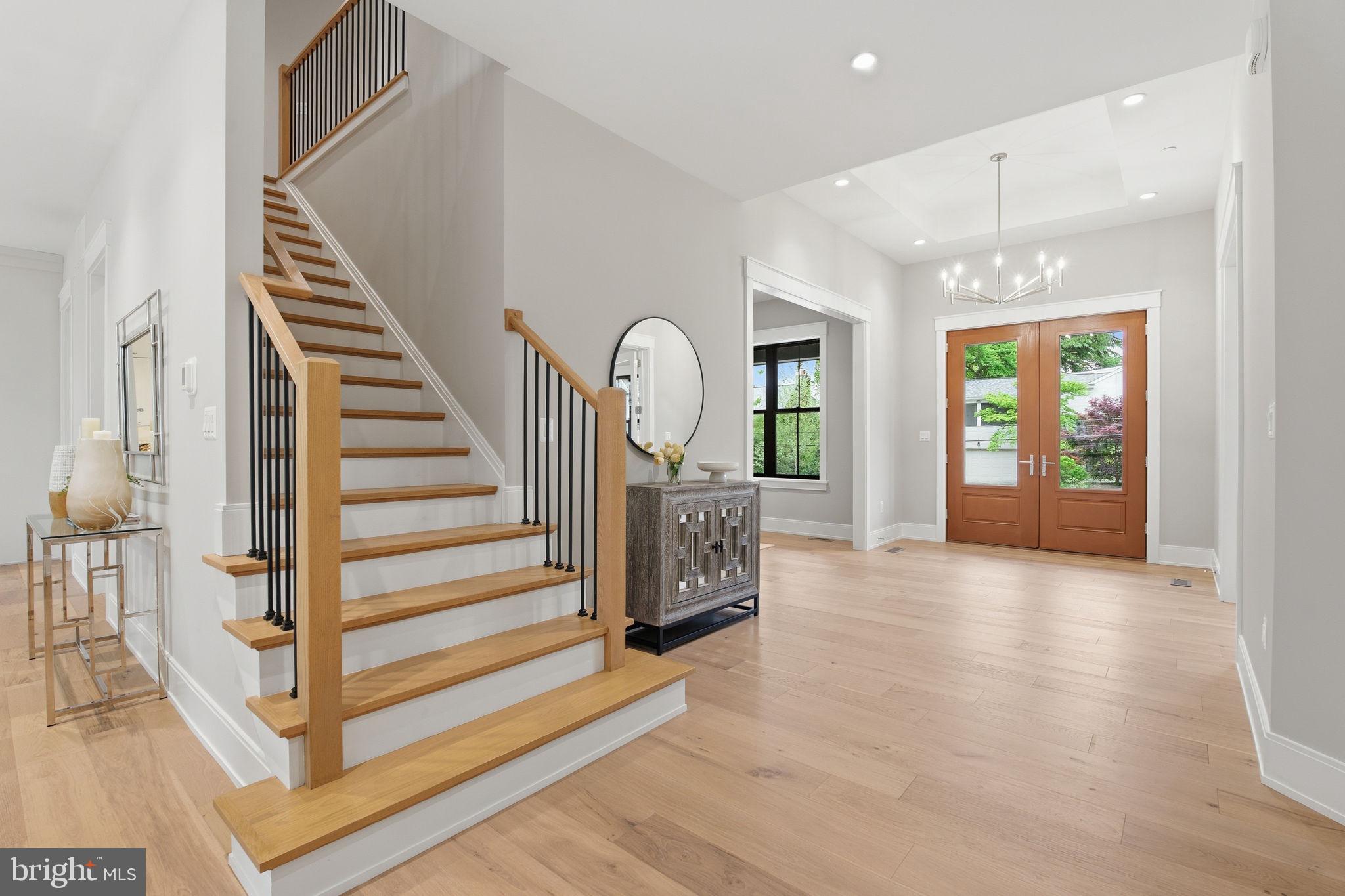 3301 Winnett Road Chevy Chase, MD 20815 - Photo 4 of 85