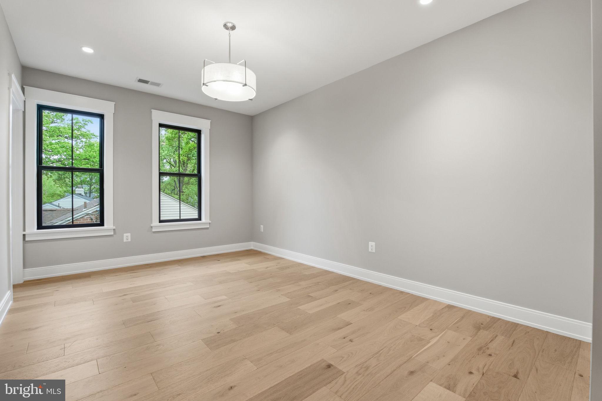 3301 Winnett Road Chevy Chase, MD 20815 - Photo 46 of 85