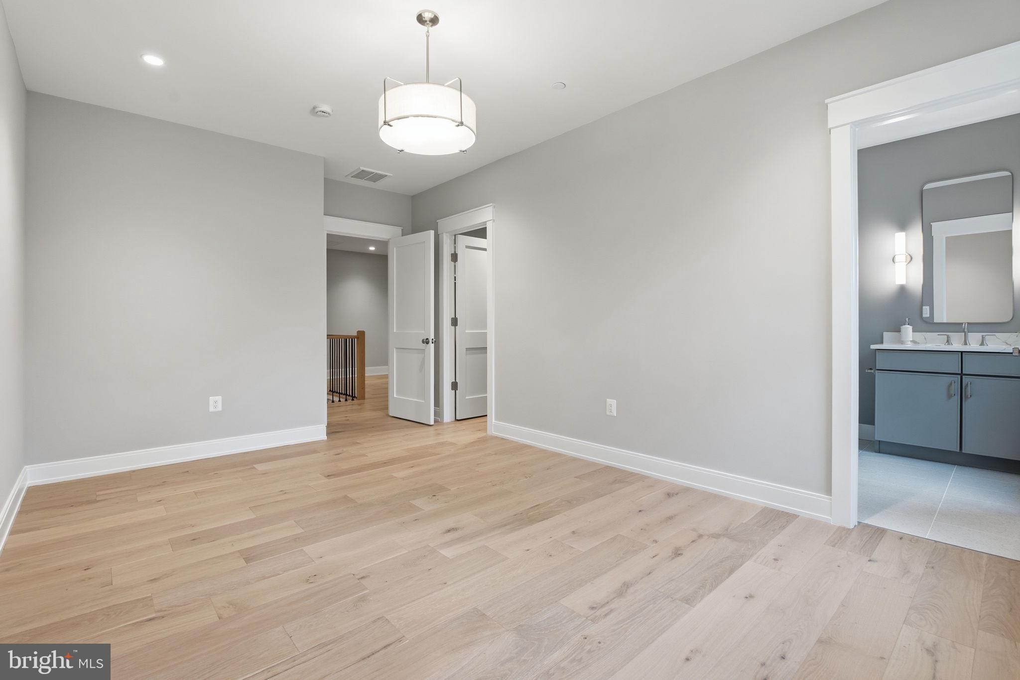 3301 Winnett Road Chevy Chase, MD 20815 - Photo 47 of 85
