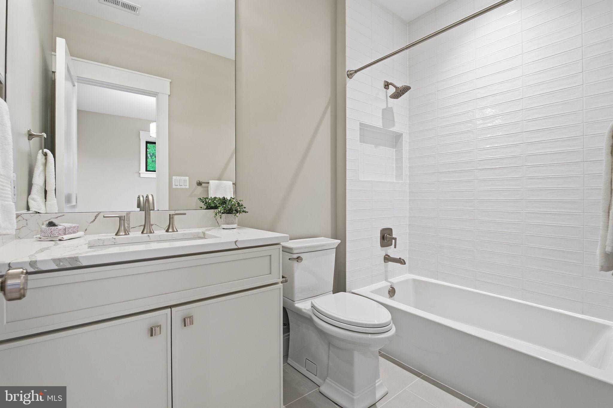3301 Winnett Road Chevy Chase, MD 20815 - Photo 52 of 85