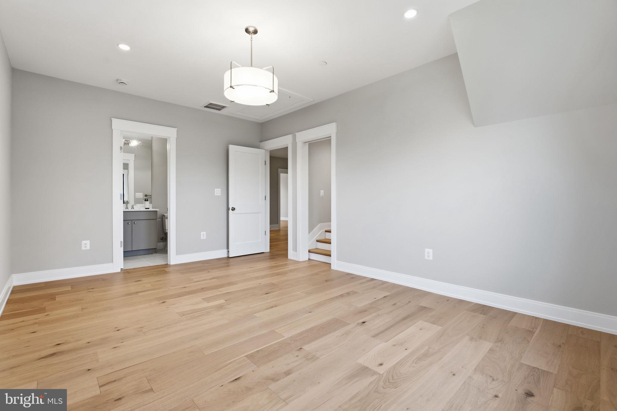 3301 Winnett Road Chevy Chase, MD 20815 - Photo 57 of 85
