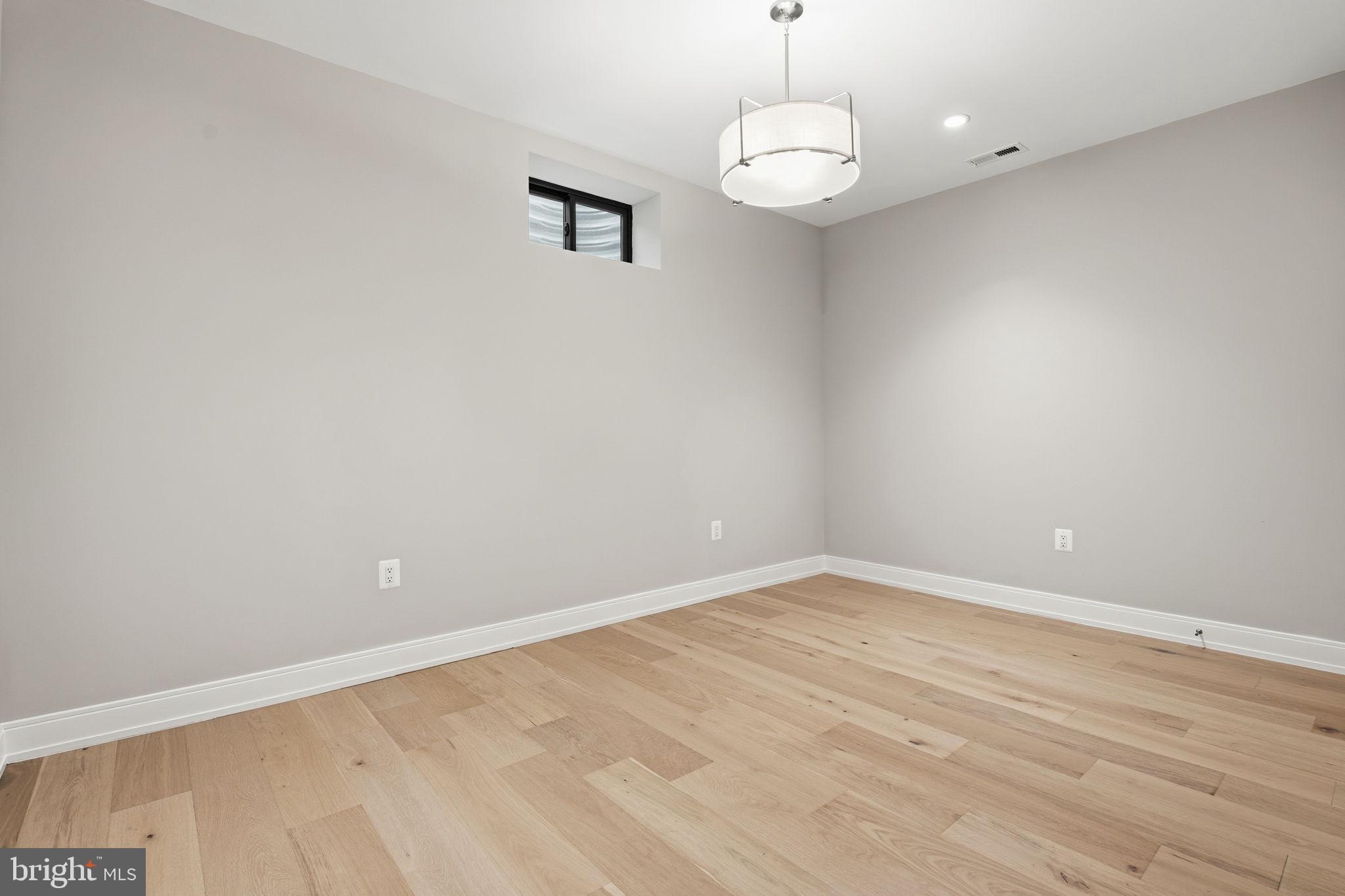 3301 Winnett Road Chevy Chase, MD 20815 - Photo 62 of 85