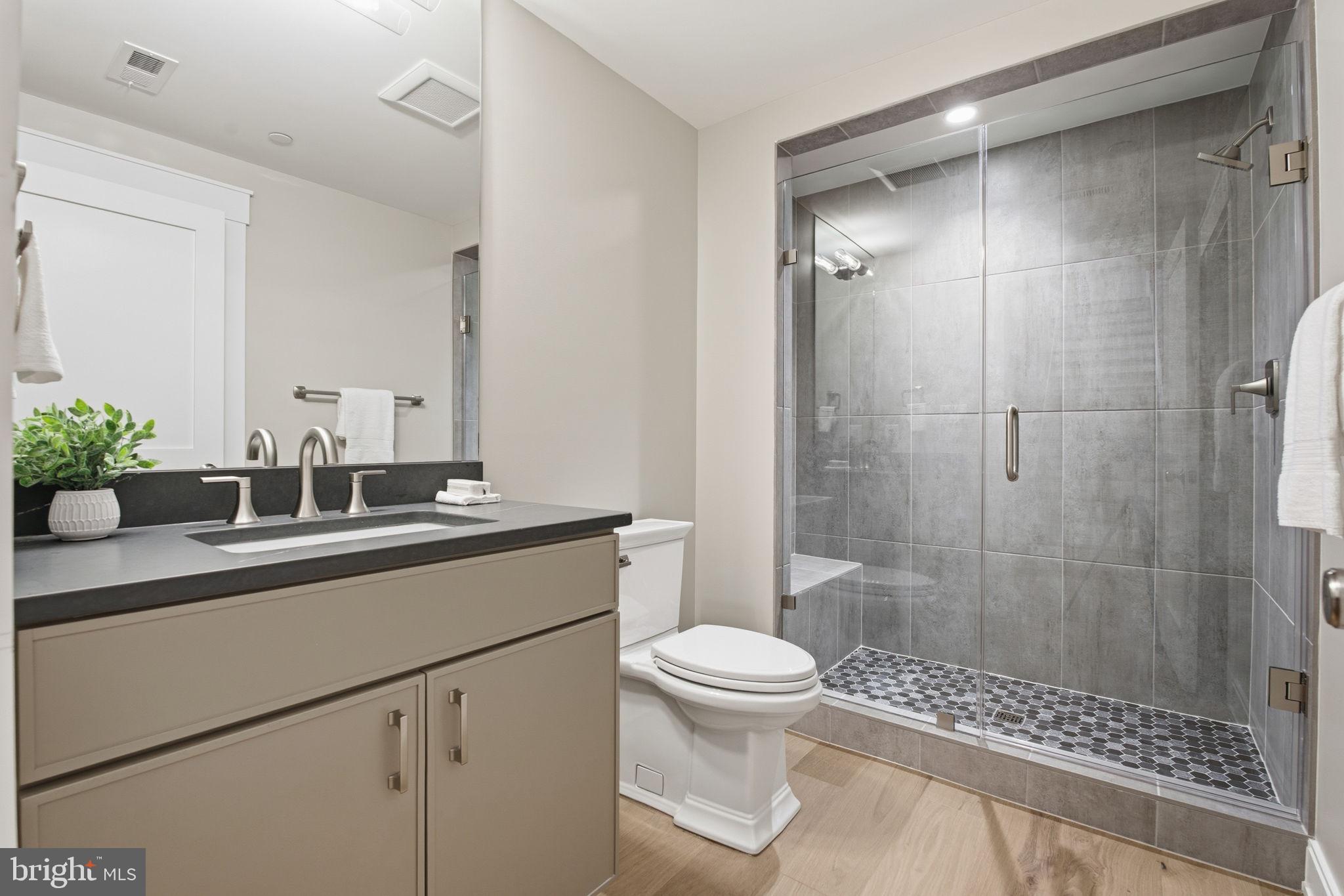 3301 Winnett Road Chevy Chase, MD 20815 - Photo 70 of 85