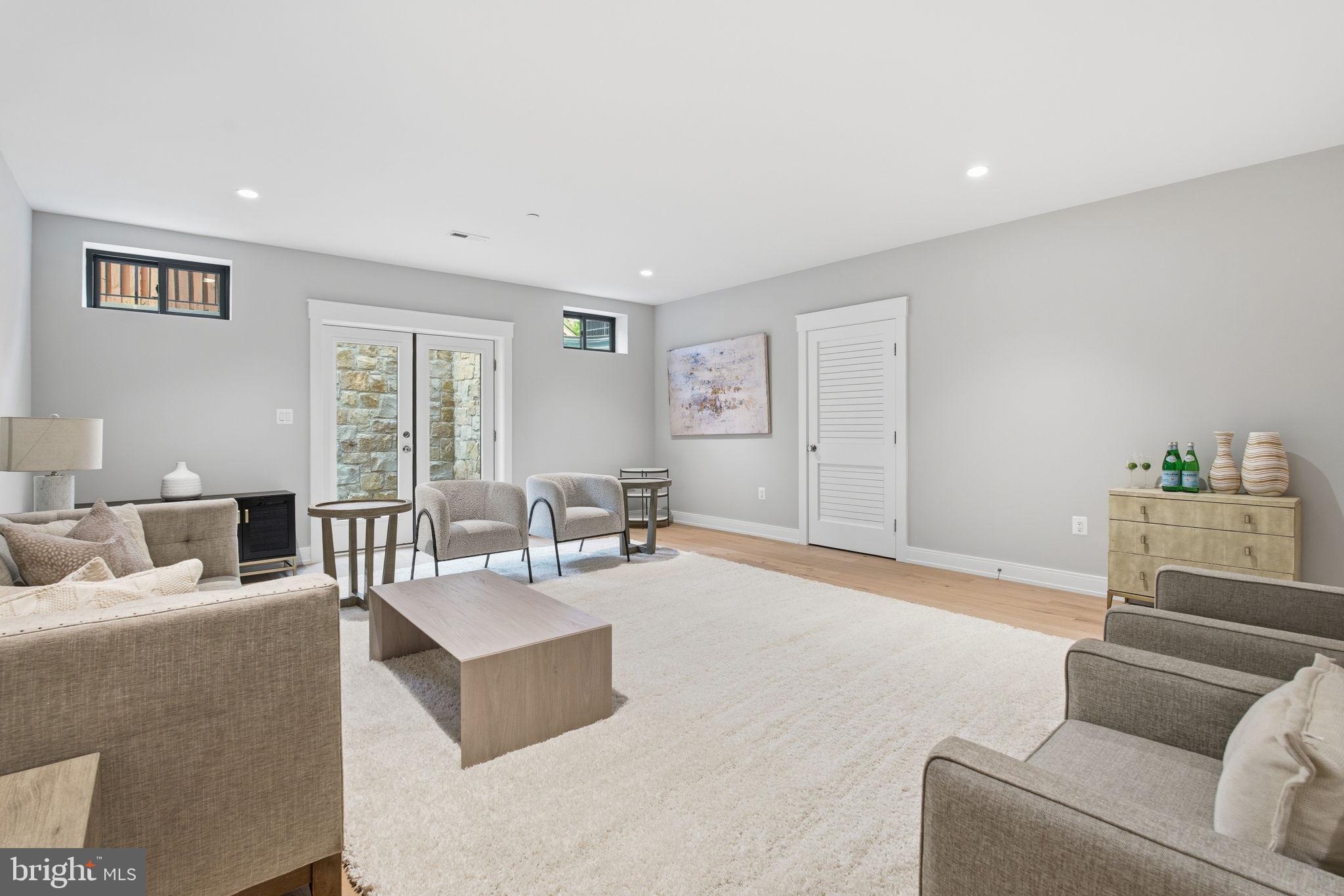 3301 Winnett Road Chevy Chase, MD 20815 - Photo 71 of 85