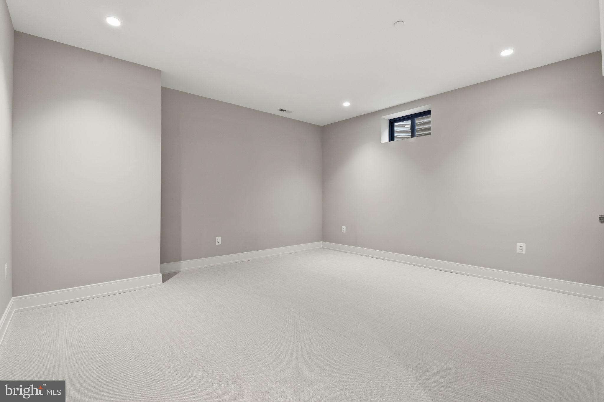 3301 Winnett Road Chevy Chase, MD 20815 - Photo 76 of 85