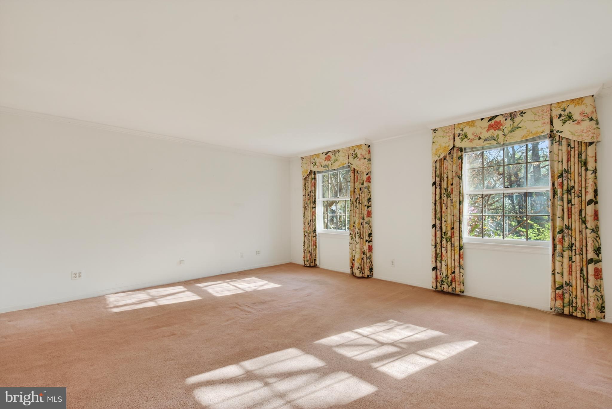 3512 Hamlet Place Chevy Chase, MD 20815 - Photo 26 of 51 an empty room with windows