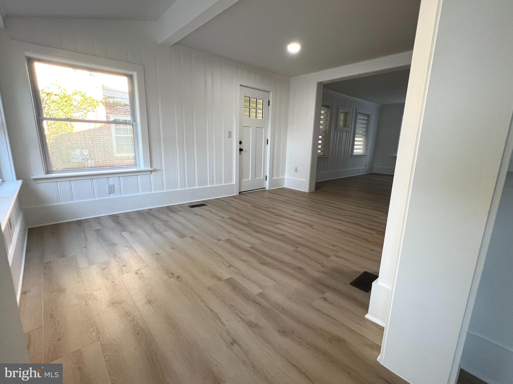 18903 Orchard Terrace Road Hagerstown, MD 21742 - Photo 24 of 43 Dining Room