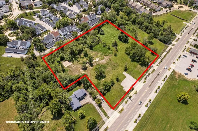 $975,000 | 16830 Manchester Road, Wildwood, MO 63040