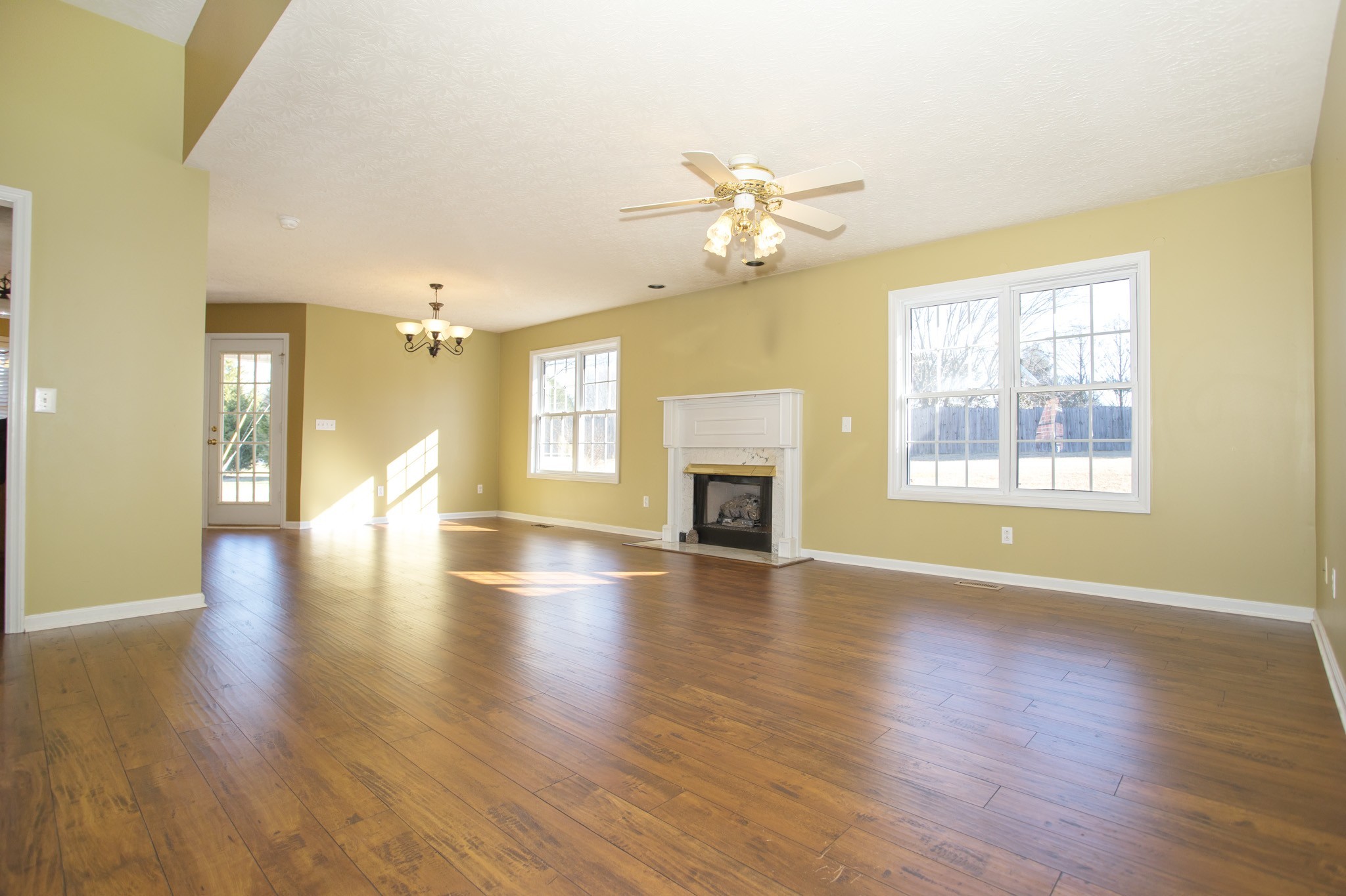 311 Lenox Court Springfield, TN 37172 - Photo 3 of 9 Gallery Image 3