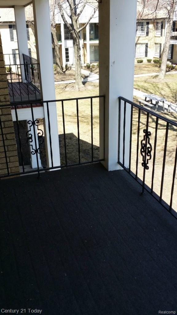 29173 Hayes Road, Unit 22 Warren, MI 48088 - Photo 18 of 21 Balcony w/courtyard view