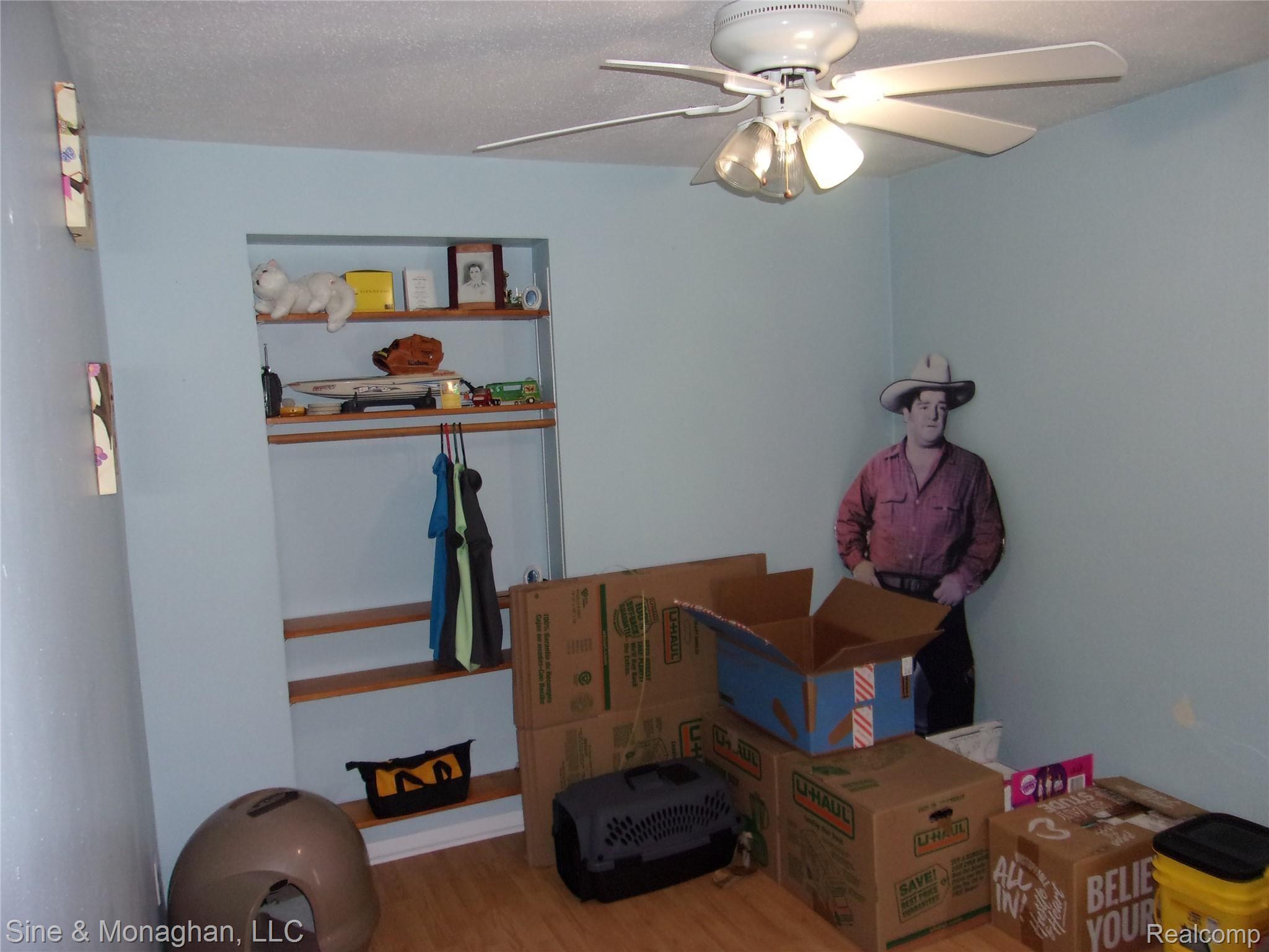 1924 Hickory Road Smiths Creek, MI 48074 - Photo 15 of 36 100_0693.JPG
